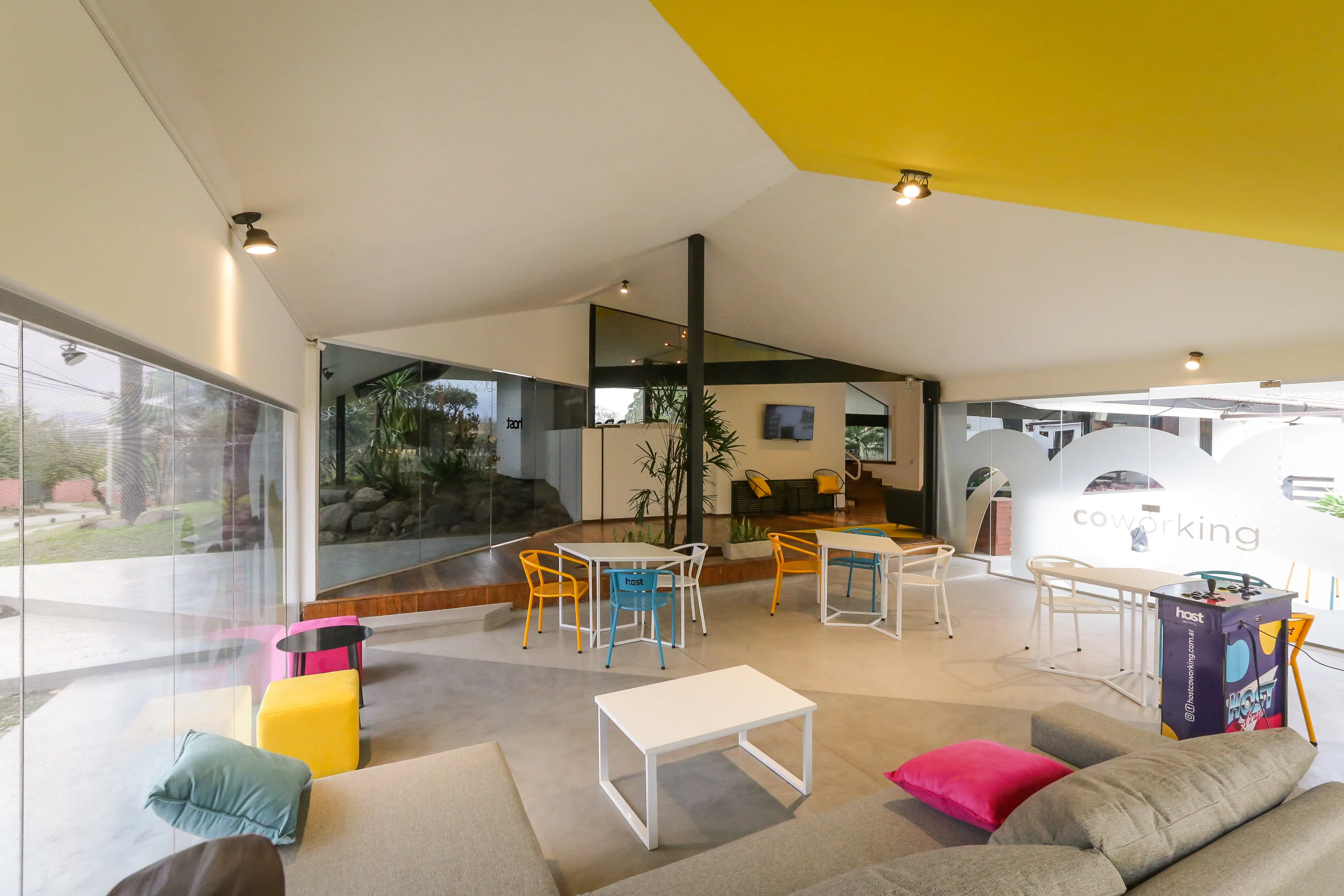 Puestos fijos en Host Villa Belgrano